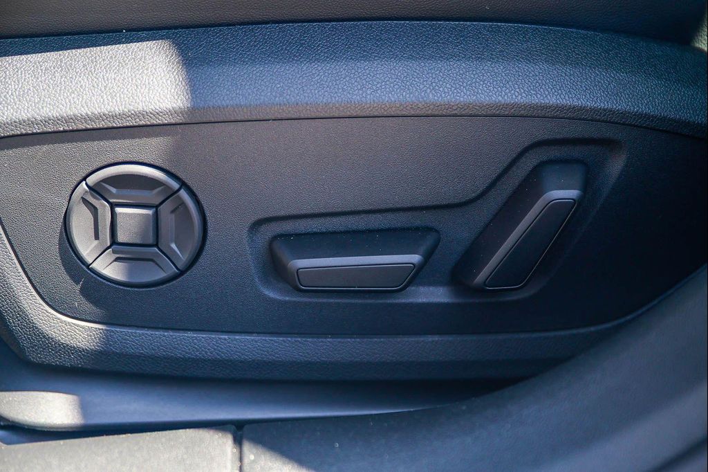 صورة مصغرة 22 لـ 2026 AUDI A6 PREMIUM PLUS QUATTRO S TRONIC