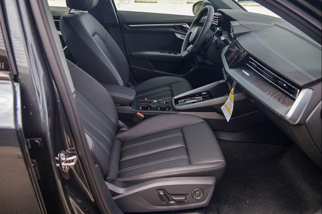 صورة مصغرة 17 لـ 2026 AUDI A3 PREMIUM