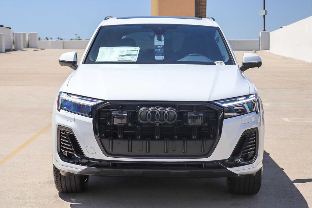 صورة 2 لـ 2026 AUDI Q7 45 PREMIUM PLUS