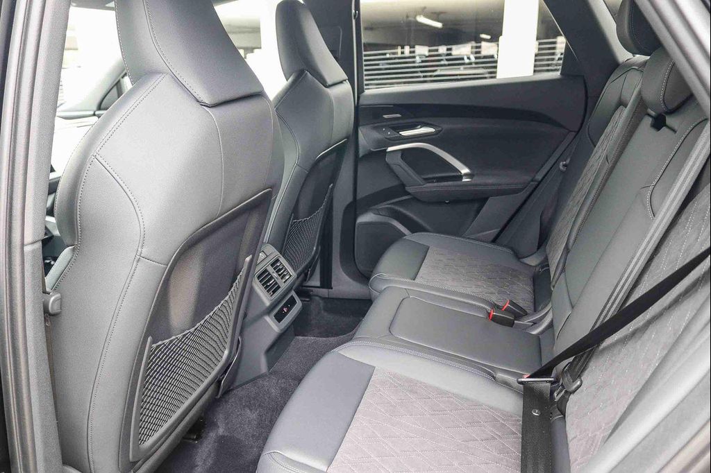 2026 AUDI SQ5 3.0T PREMIUM PLUS 缩略图 17