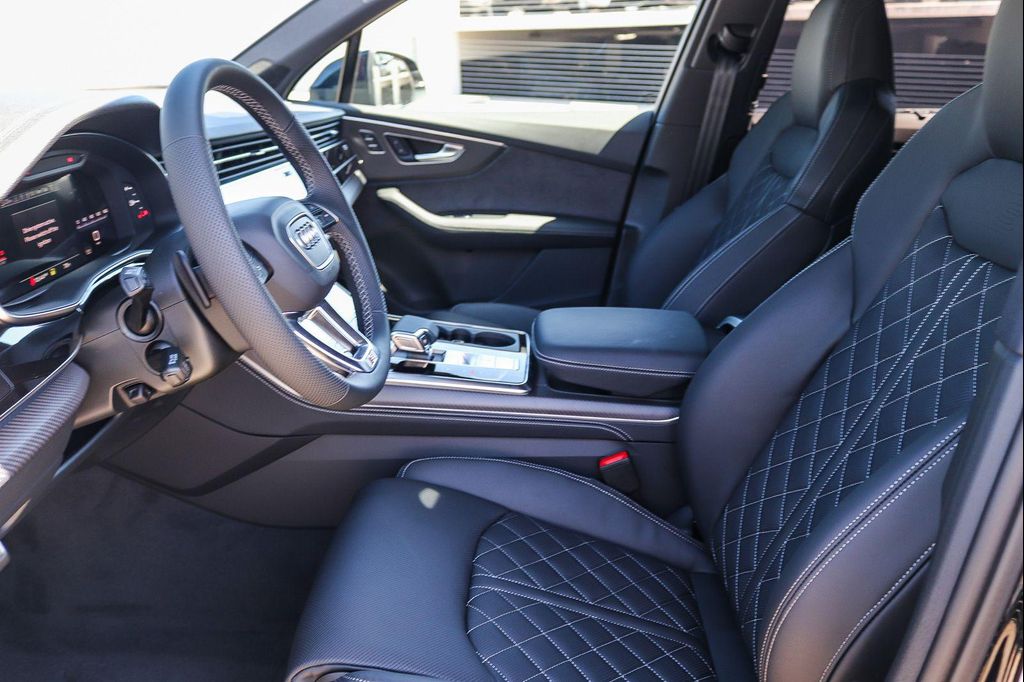 2026 AUDI SQ7 4.0T PRESTIGE — миниатюра 18