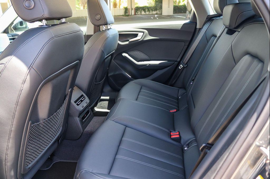 2026 AUDI A5 PREMIUM TFSI QUATTRO S TRONIC 缩略图 17