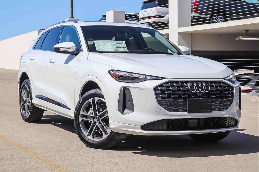New 2026 Audi Q5 Premium TFSI quattro S tronic