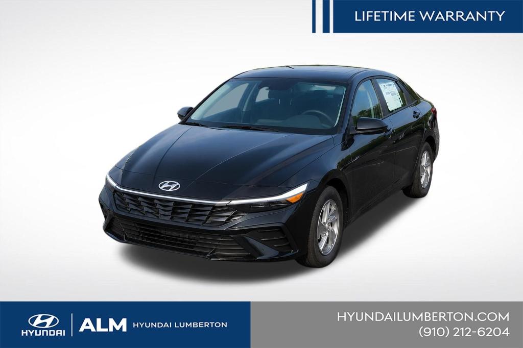New 2026 Hyundai ELANTRA SE