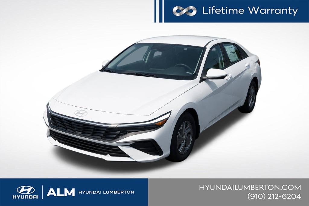 New 2026 Hyundai ELANTRA SE