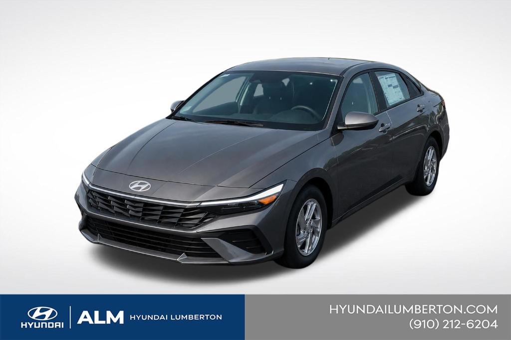 New 2026 Hyundai ELANTRA SE