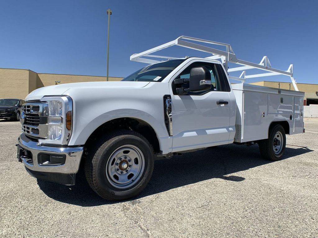 New 2025 Ford F-350 XL