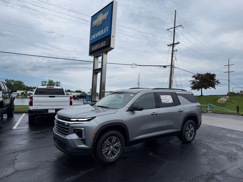 New 2026 Chevrolet Traverse LT