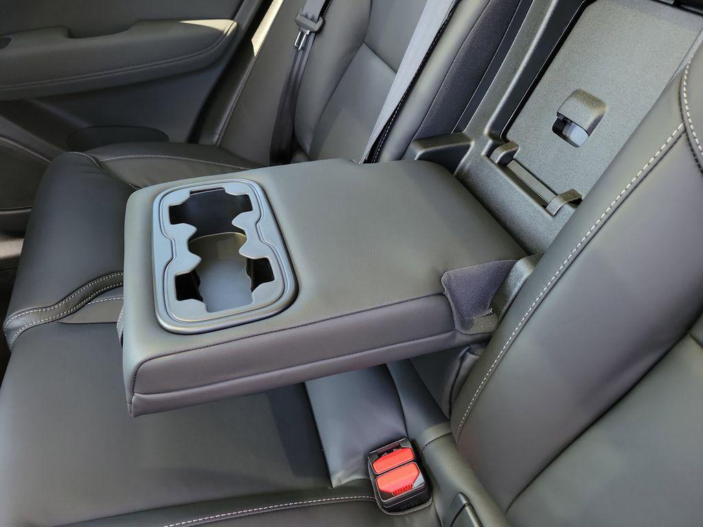 2026 Volvo XC60 B5 ULTRA 缩略图 13