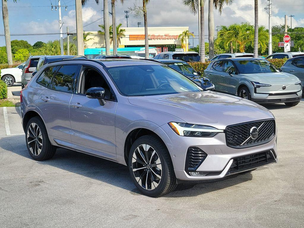 New 2026 Volvo XC60 B5 Plus
