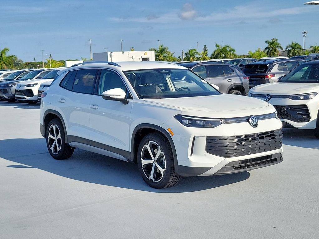 New 2026 Volkswagen Tiguan 2.0T SE