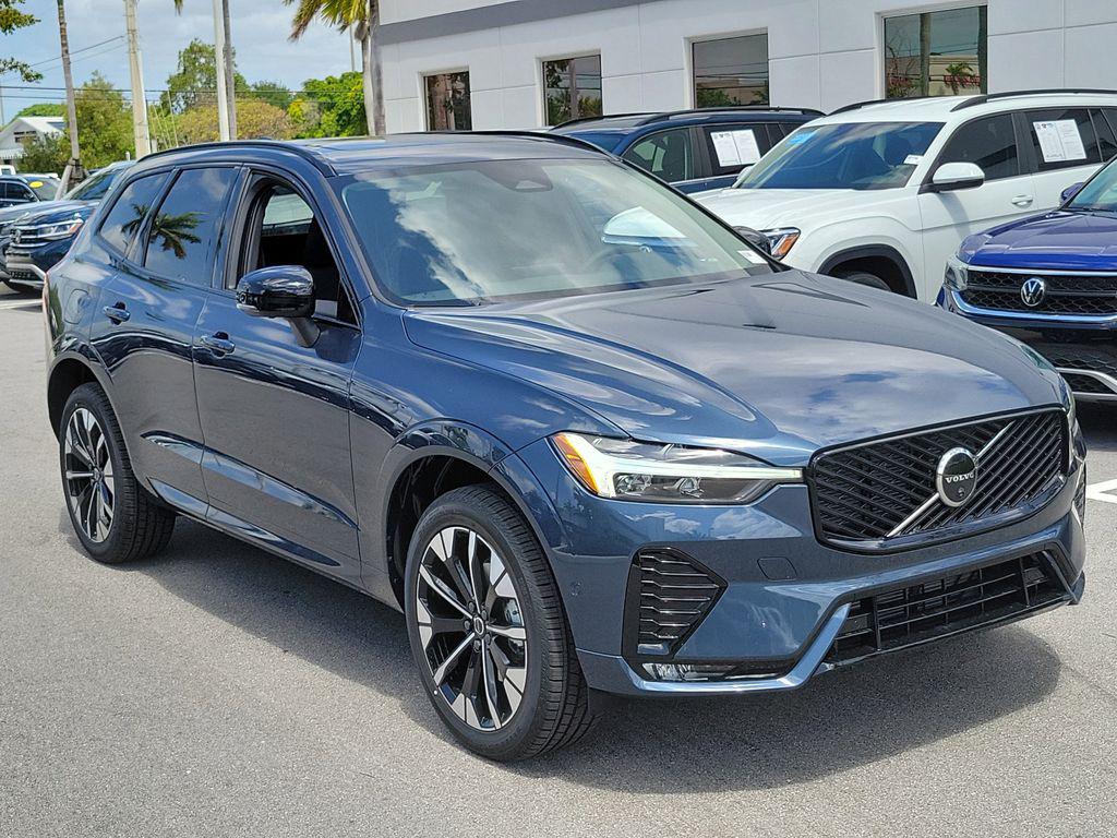 New 2026 Volvo XC60 B5 Plus