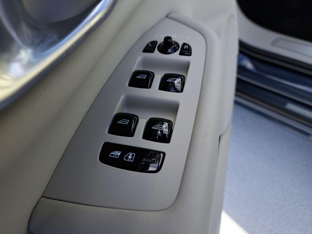 2026 Volvo XC90 ULTRA, B6 AWD GAS (MILD HYBRID), GASOLINE, BR — миниатюра 18