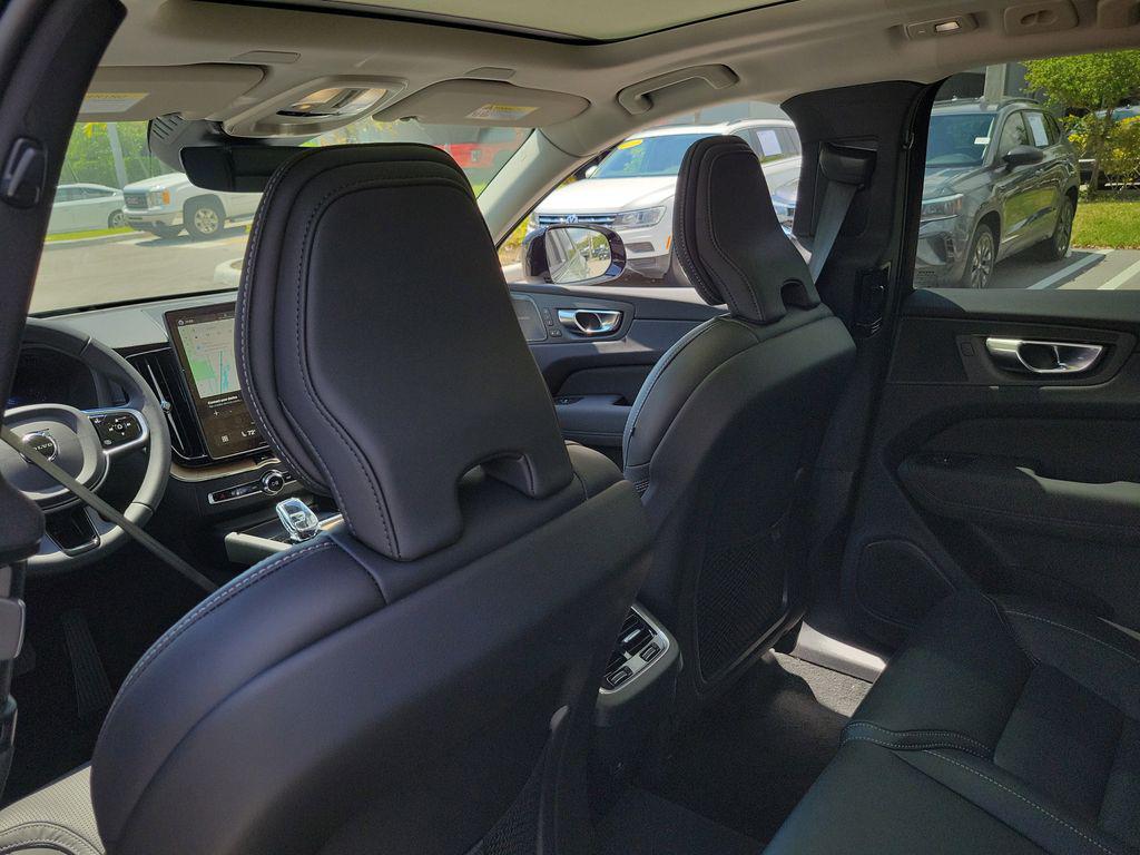 2026 Volvo XC60 B5 ULTRA 缩略图 13