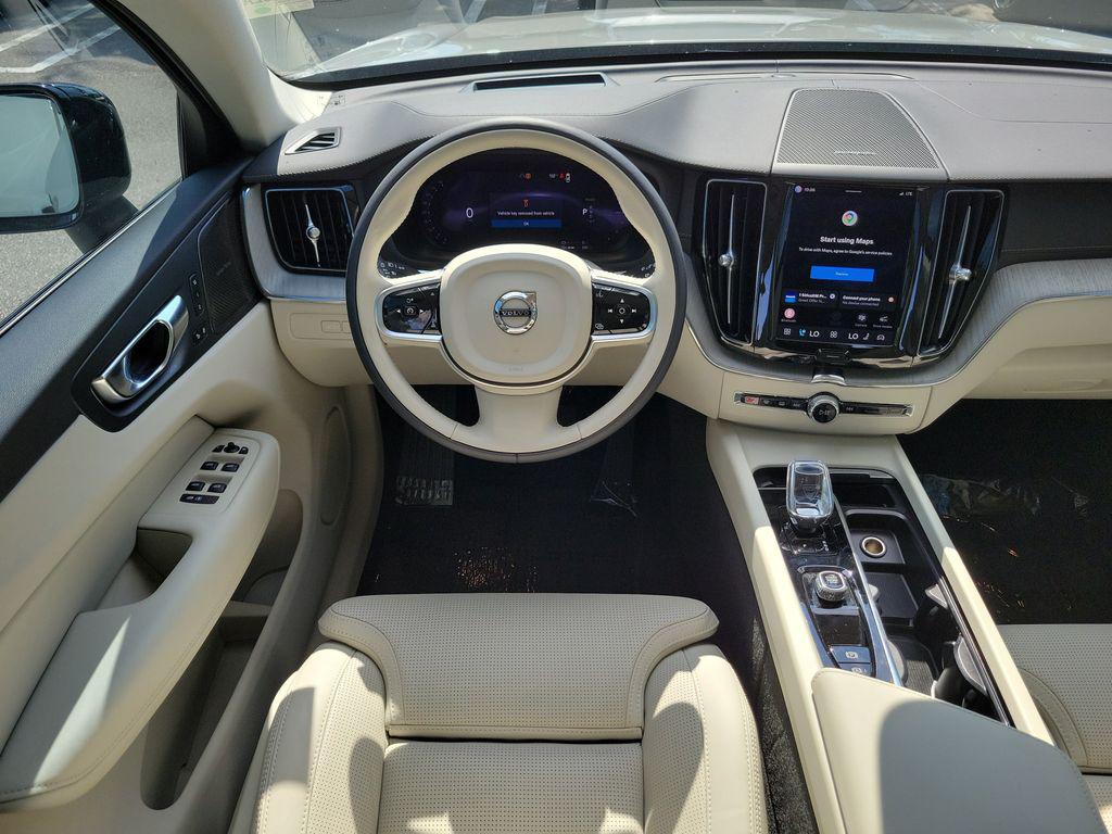2025 Volvo XC60 PLUG-IN HYBRID ULTRA, T8 AWD ELECTRIC/GASOLIN 缩略图 14