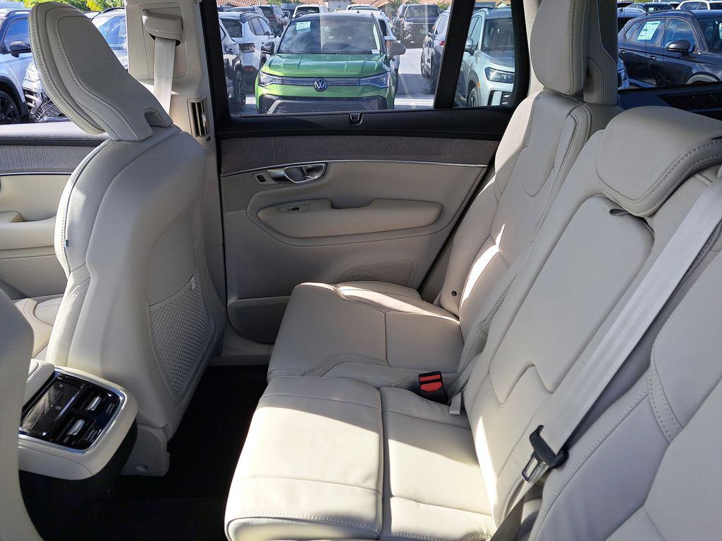 2026 Volvo XC90 ULTRA, B6 AWD GAS (MILD HYBRID), GASOLINE, BR thumbnail 13