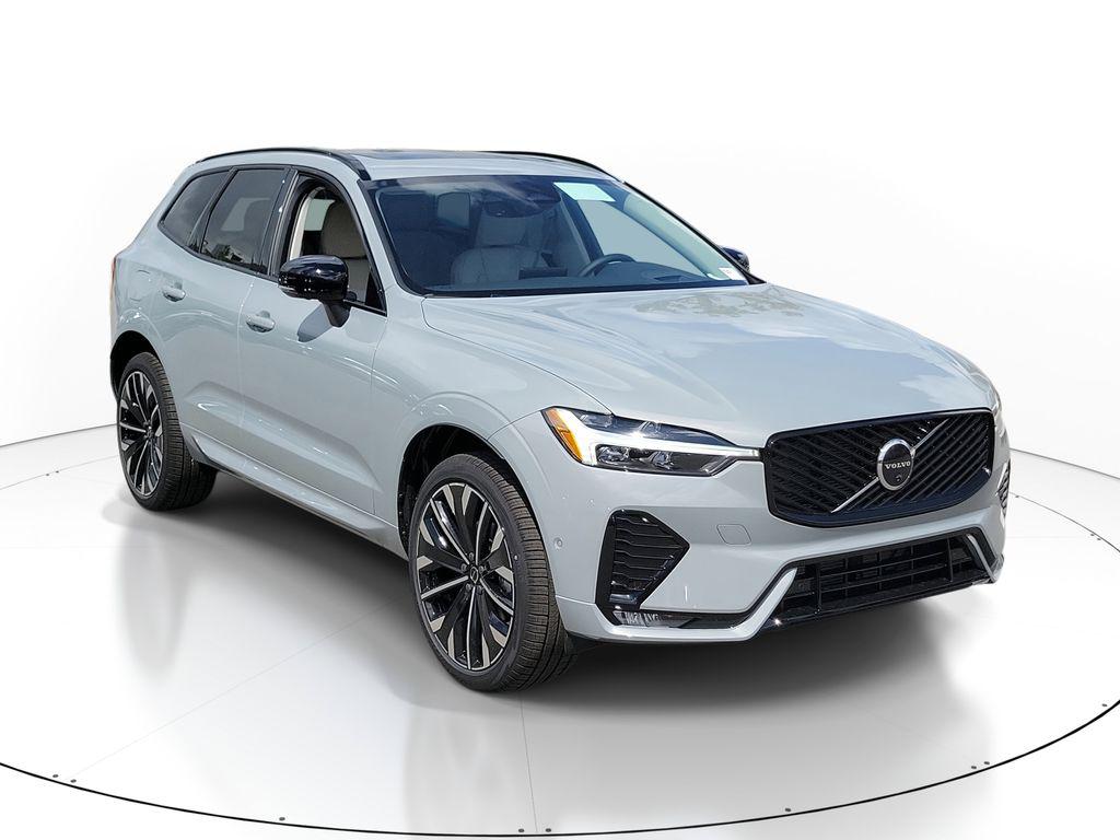 New 2026 Volvo XC60 B5 Ultra