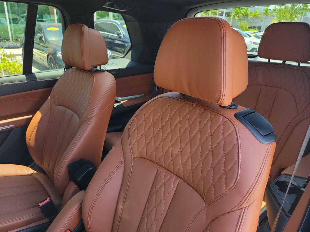 2024 BMW X7 M60I 缩略图 11