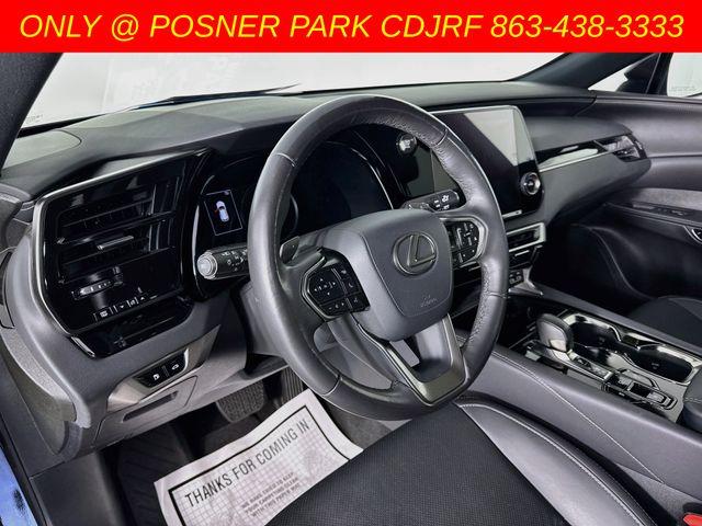 صورة 9 لـ 2024 Lexus RX 350 350