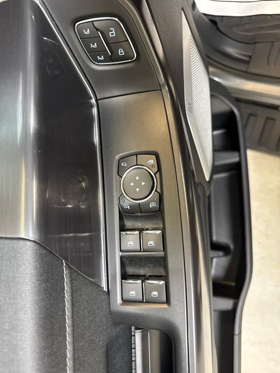 2025 FORD F-150 LARIAT — миниатюра 25