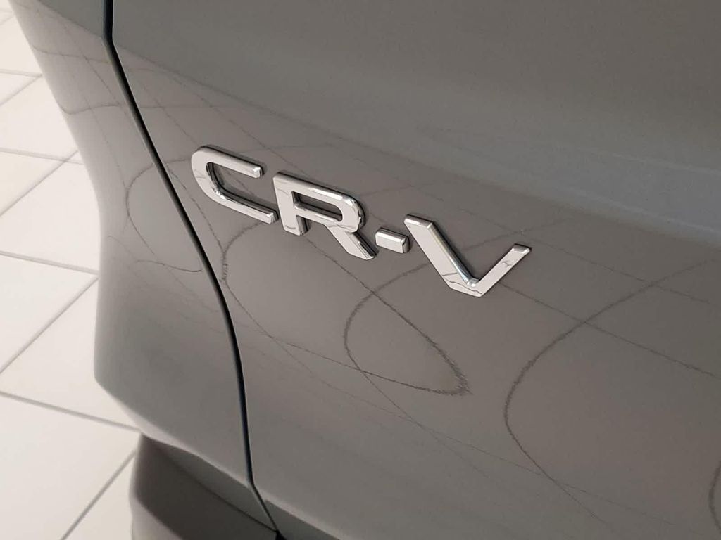 صورة 19 لـ 2025 Honda CR-V LX 2WD