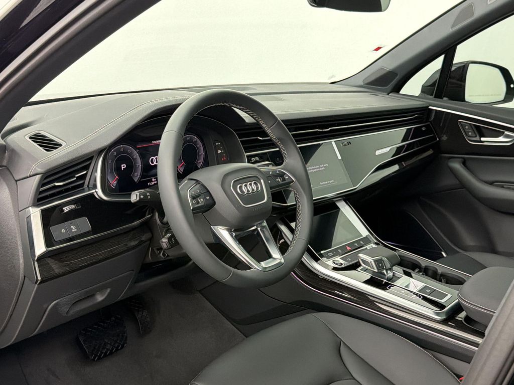 صورة 4 لـ 2026 AUDI Q7 45 PREMIUM
