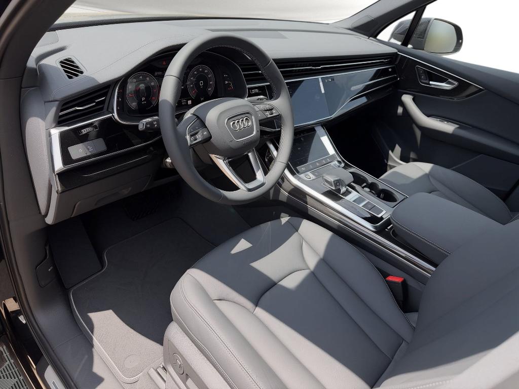 صورة 4 لـ 2026 AUDI Q7 55 PREMIUM