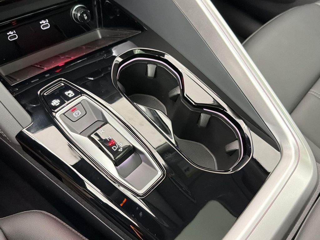 صورة مصغرة 21 لـ 2026 AUDI Q5 PREMIUM PLUS TFSI QUATTRO S TRONIC