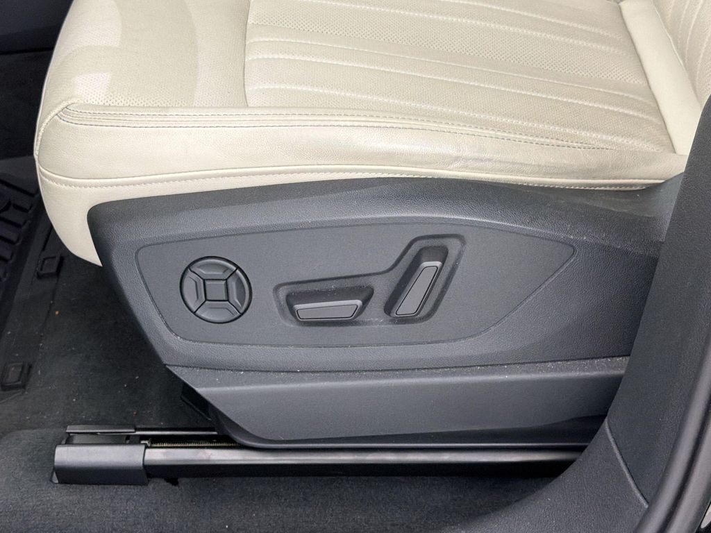 صورة مصغرة 14 لـ 2024 AUDI Q8 E-TRON PREMIUM PLUS