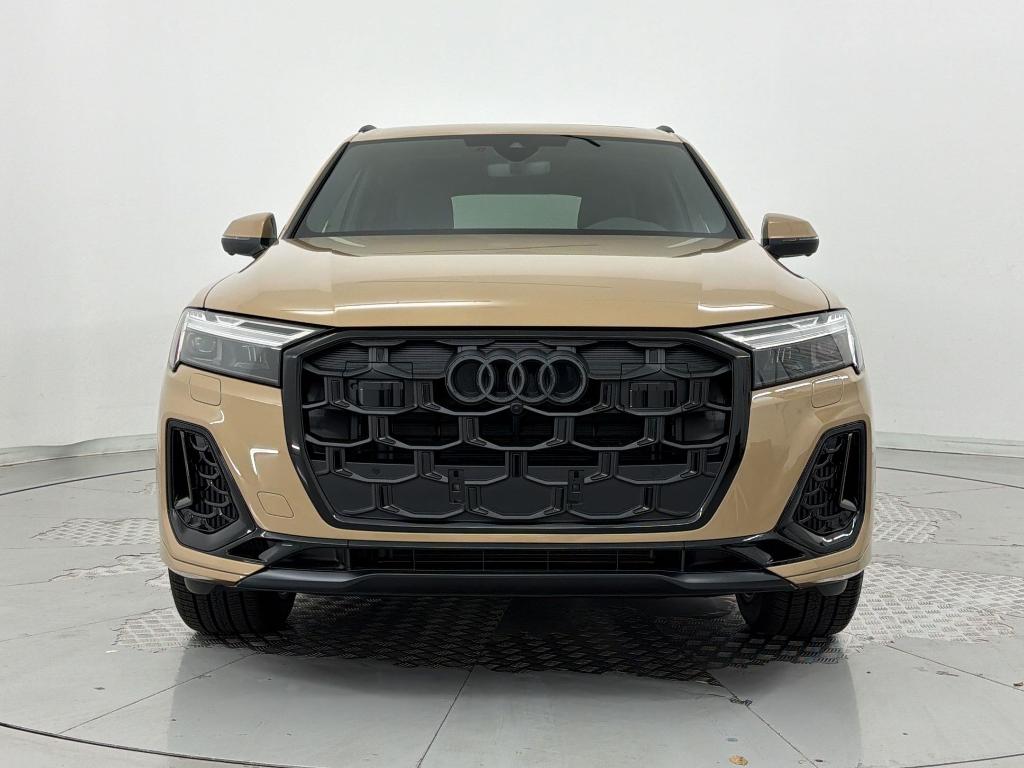 صورة 6 لـ 2026 AUDI Q7 55 PREMIUM PLUS