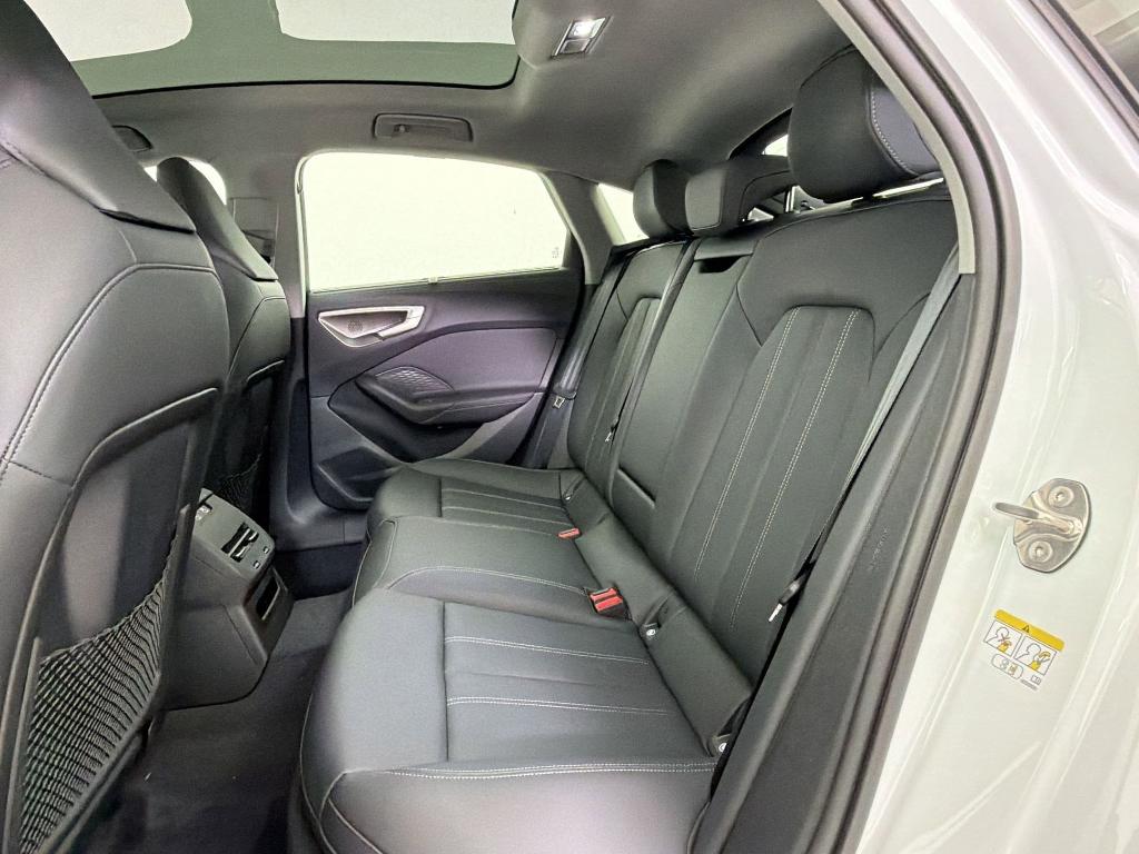 صورة 15 لـ 2026 AUDI A5 PREMIUM PLUS TFSI QUATTRO S TRONIC