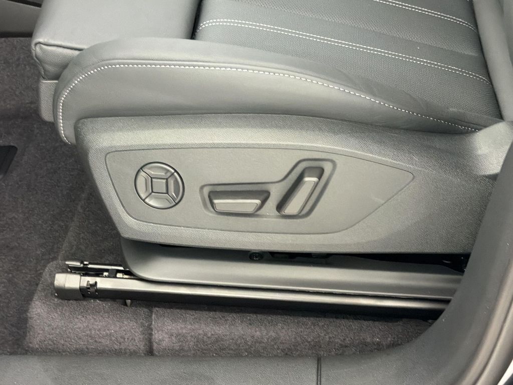 صورة مصغرة 15 لـ 2027 AUDI SQ6 E-TRON PREMIUM PLUS QUATTRO