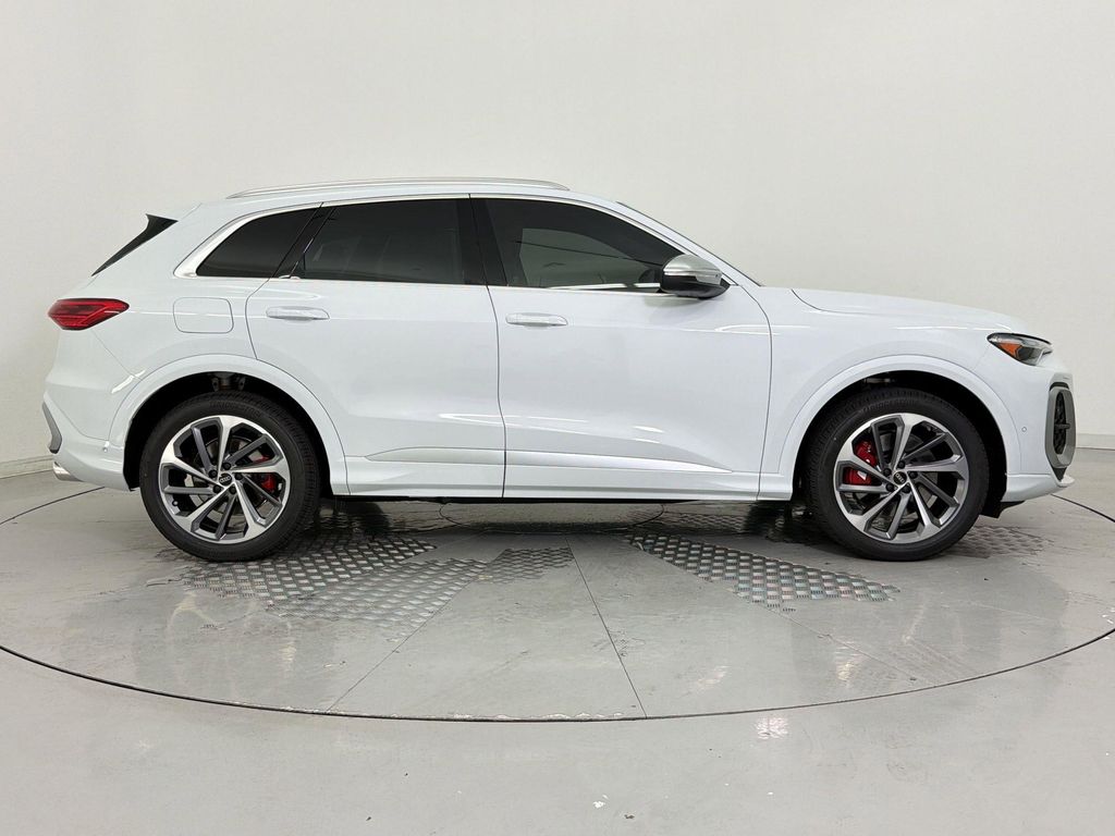 صورة 8 لـ 2026 AUDI SQ5 3.0T PREMIUM PLUS