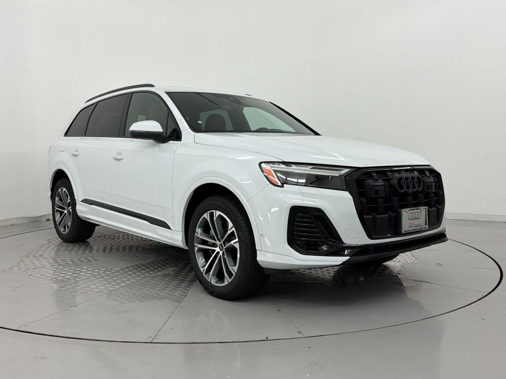 صورة 7 لـ 2026 AUDI Q7 45 PREMIUM