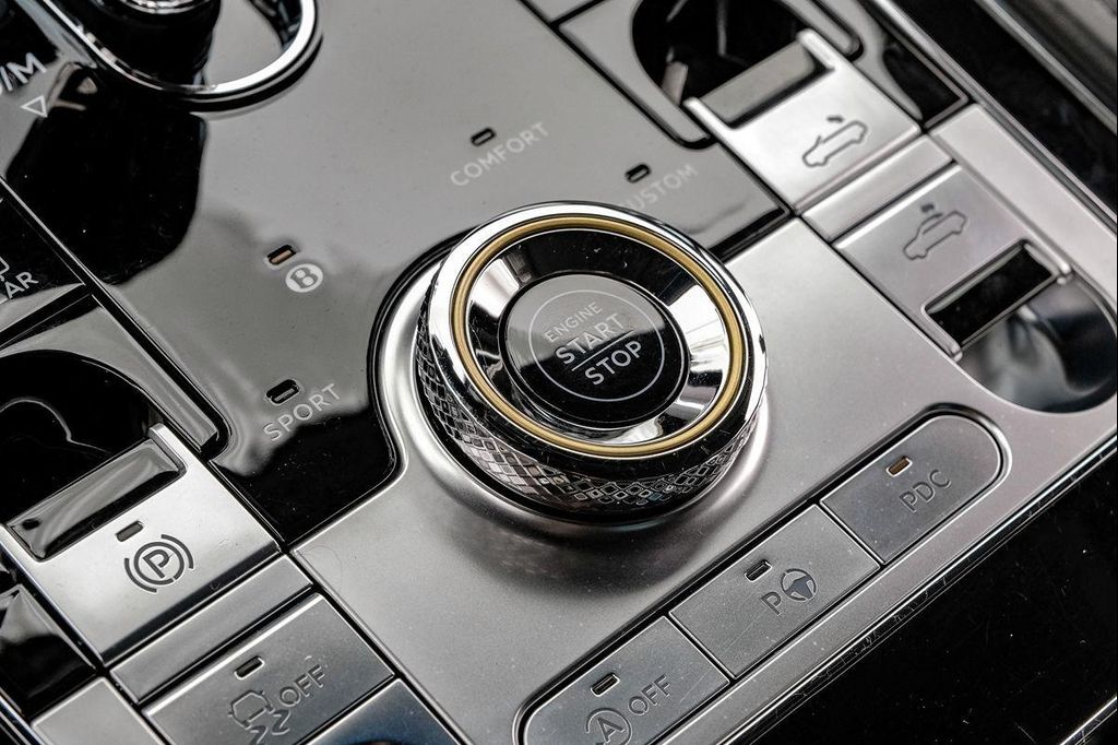 2020 Bentley CONTINENTAL GT V8 — миниатюра 30