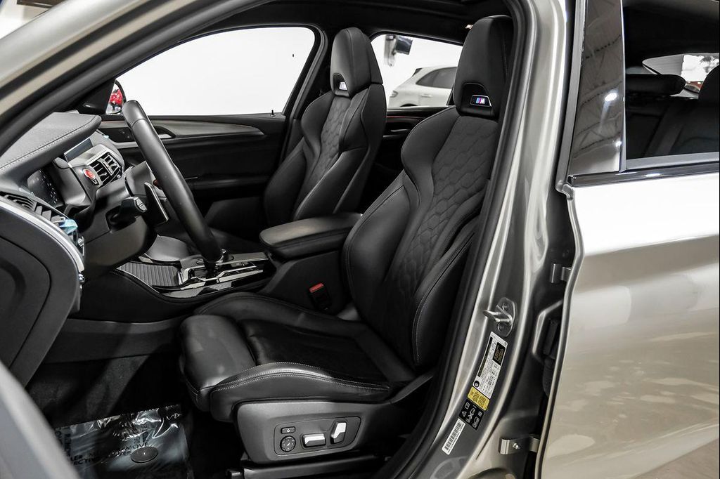 2021 BMW X4 M AWD — миниатюра 29