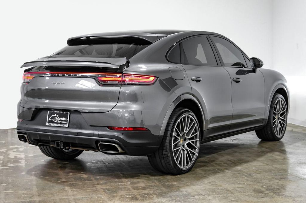 PORSCHE CAYENNE - 8