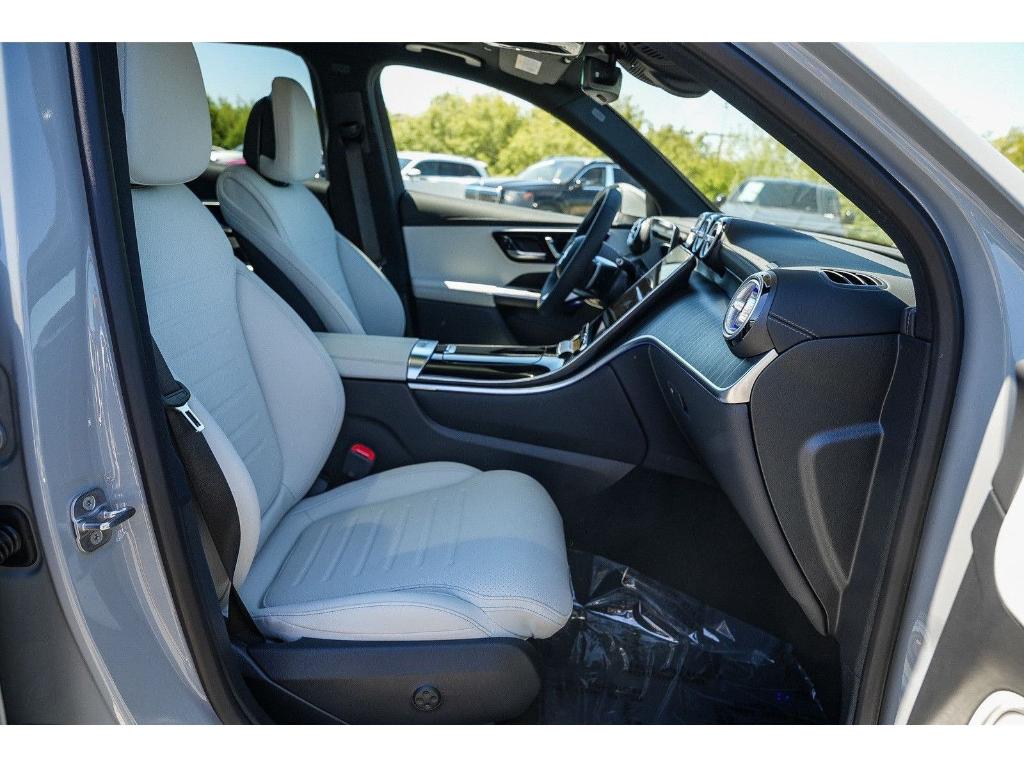 2026 Mercedes-BENZ GLC 缩略图 17