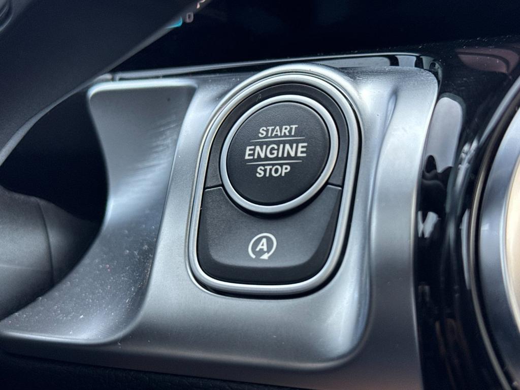 2024 Mercedes-BENZ GLB — миниатюра 22