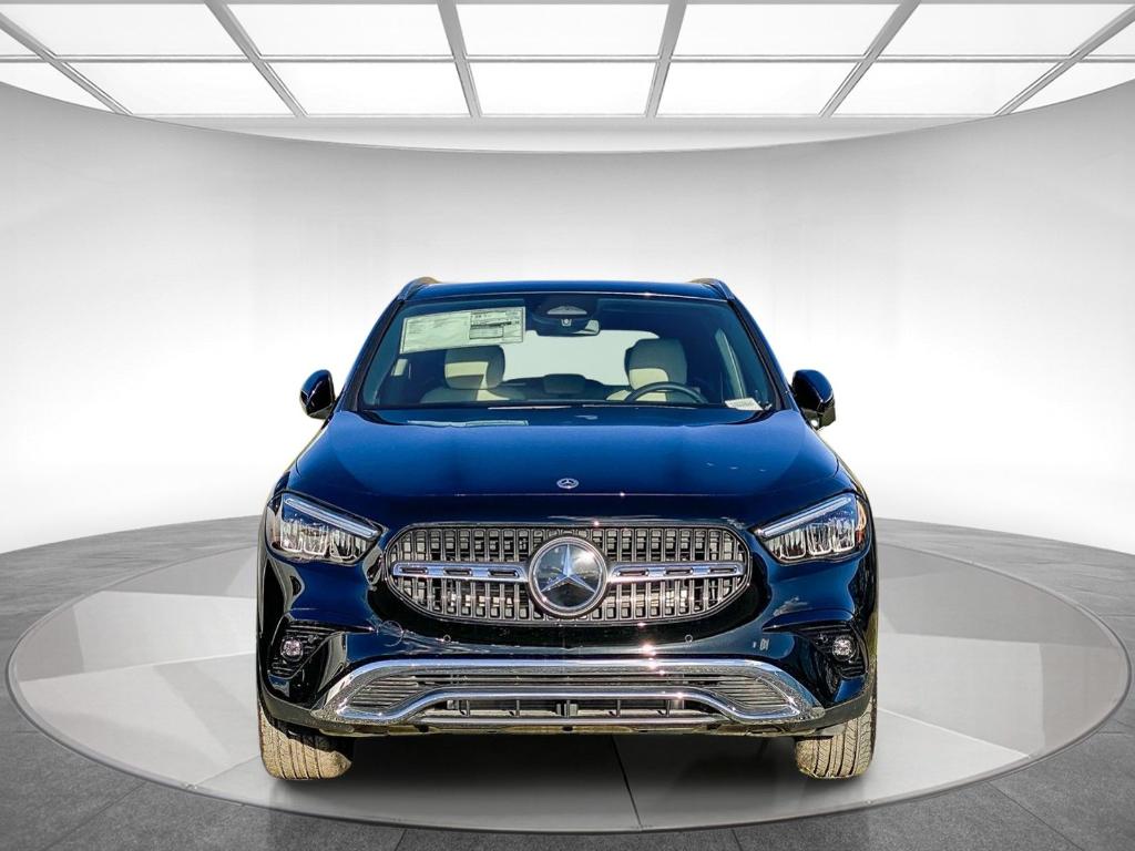 MERCEDES-BENZ GLA - 3