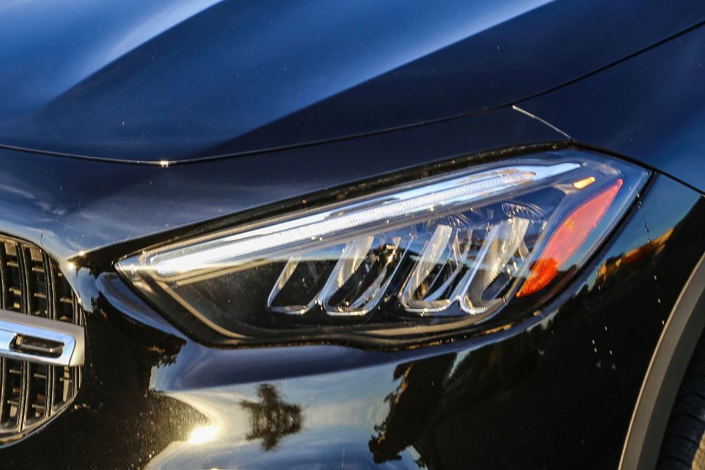 MERCEDES-BENZ GLA - 8