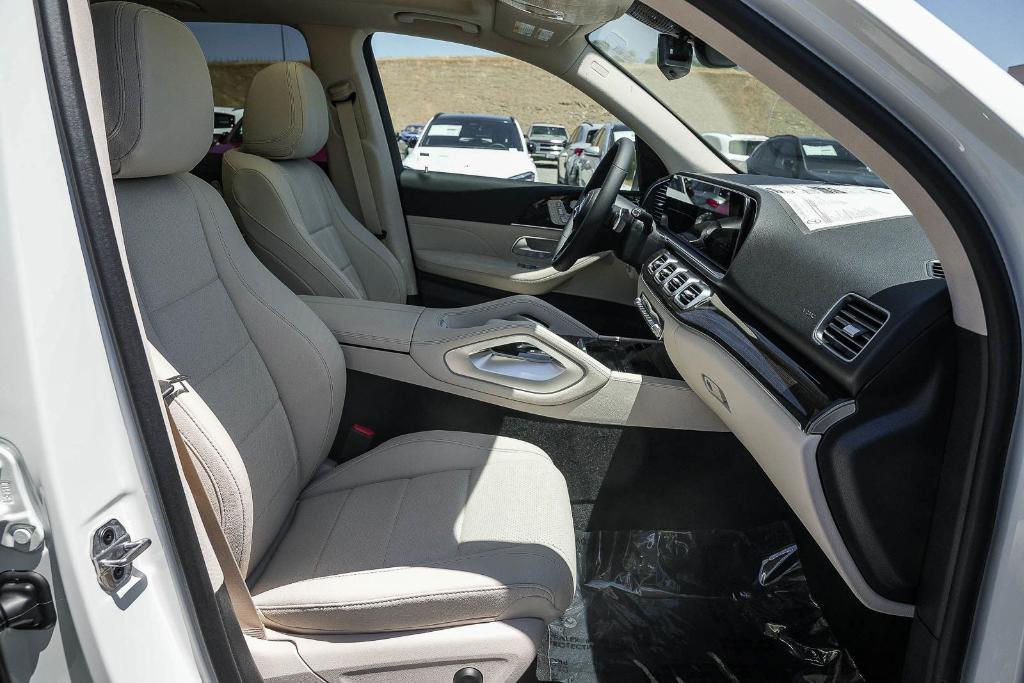 2026 Mercedes-BENZ GLE 缩略图 16