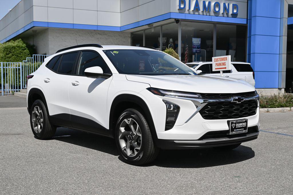 New 2026 Chevrolet Trax LT