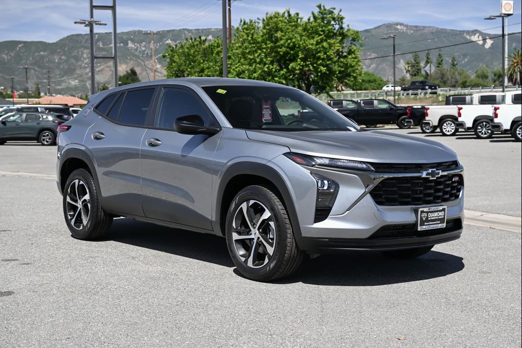 New 2026 Chevrolet Trax FWD 1RS