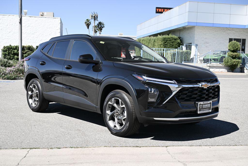 New 2026 Chevrolet Trax LT