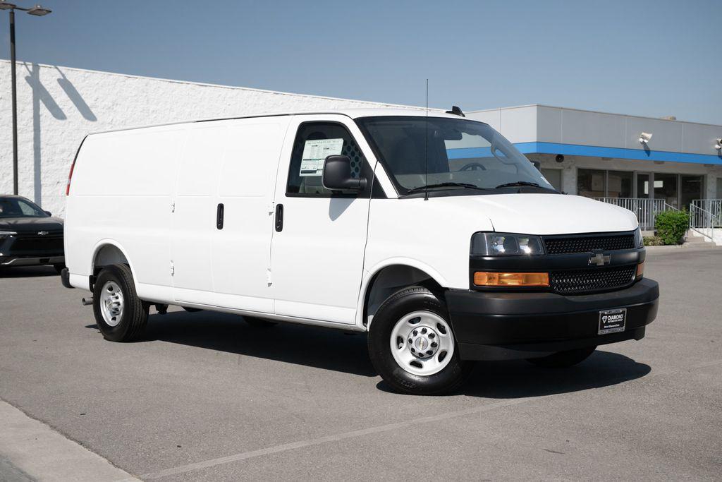 New 2025 Chevrolet Express 2500 Work Van