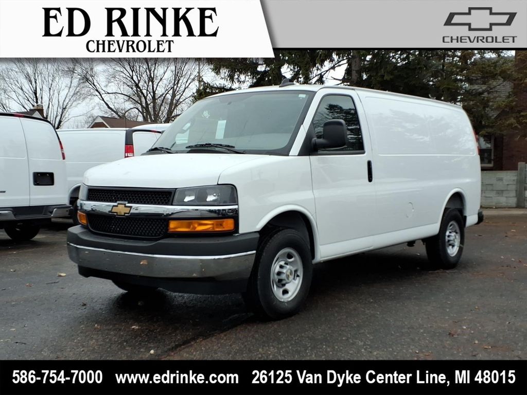New 2025 Chevrolet Express 2500 LT
