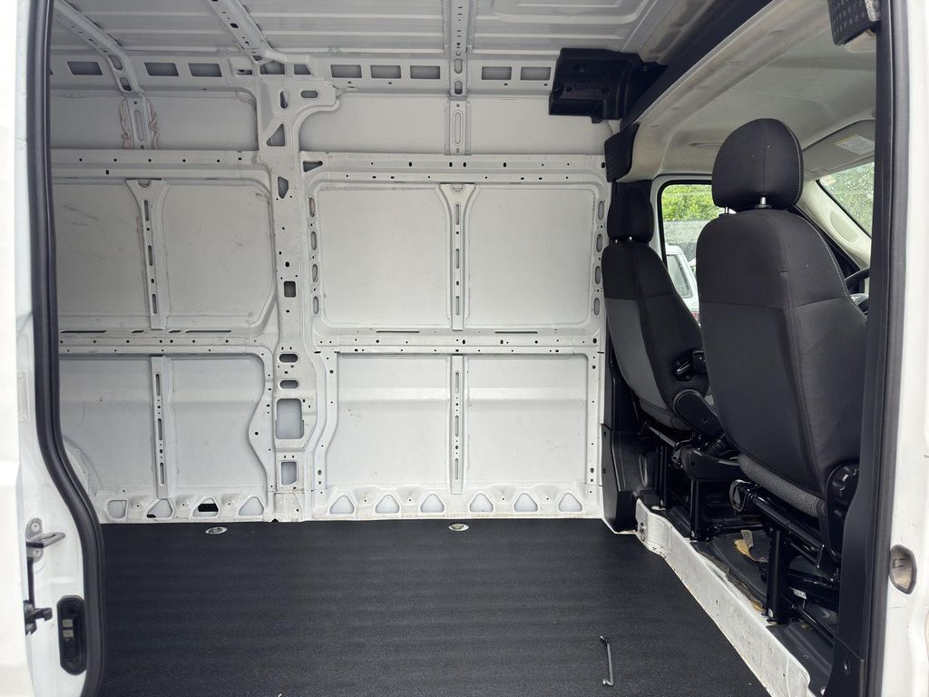 2025 RAM PROMASTER 2500 TRADESMAN 缩略图 18