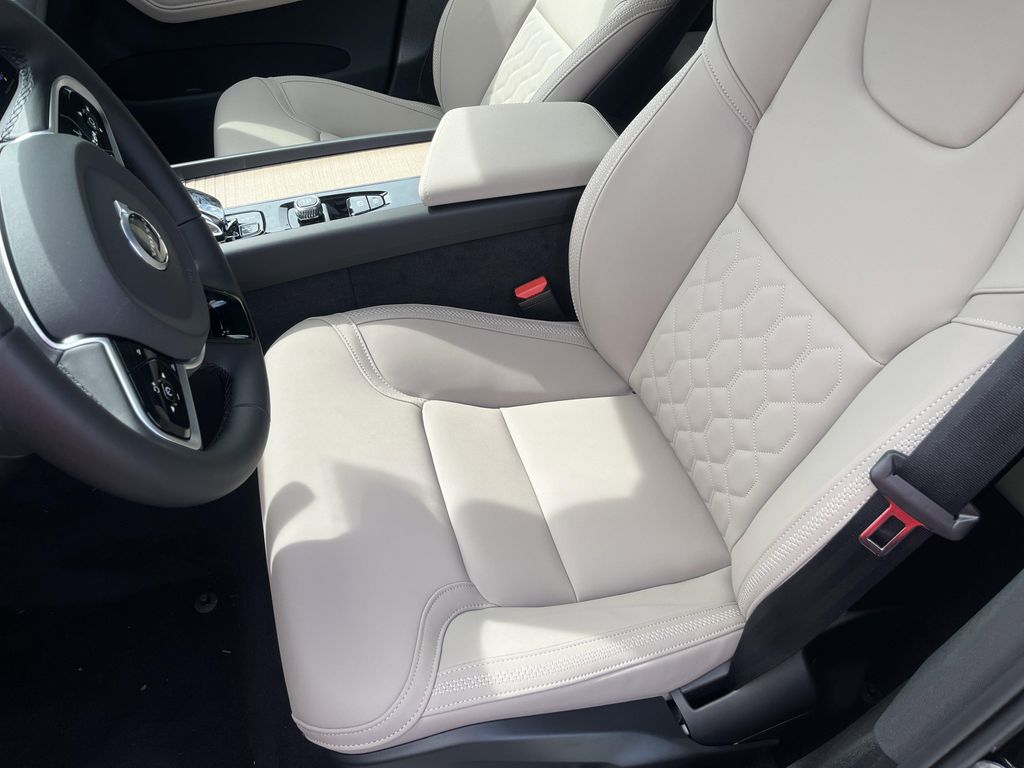 2026 Volvo XC60 B5 PLUS 缩略图 24