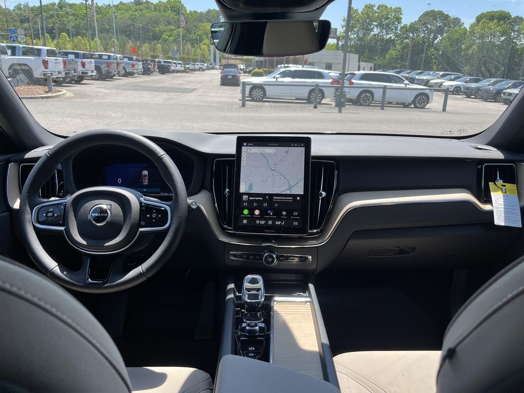 2026 Volvo XC60 B5 PLUS — миниатюра 11